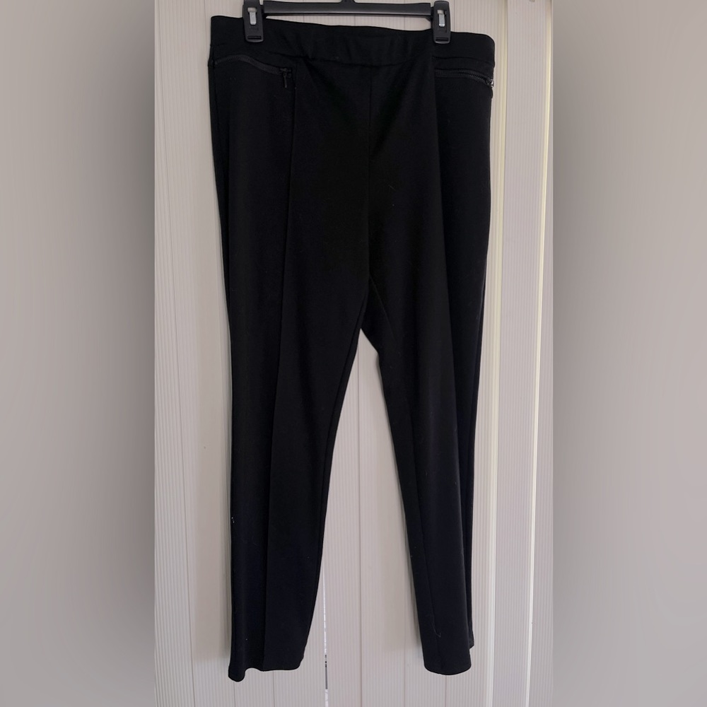 Soft Surroundings Leggings with Zippers Pockets